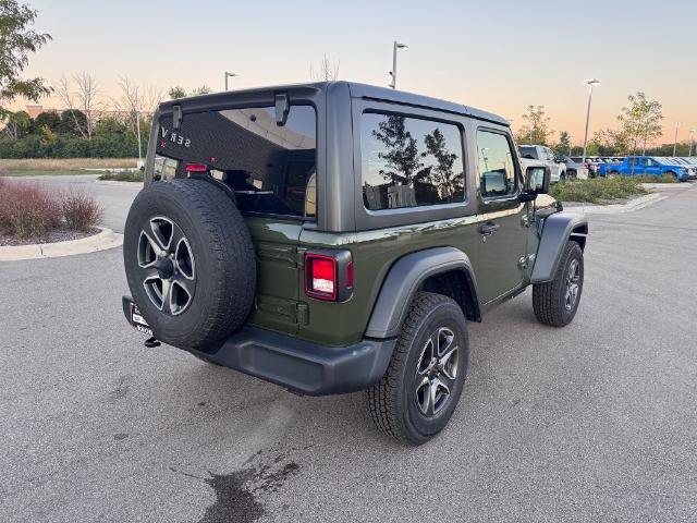 Used 2021 Jeep Wrangler Sport AWD/4WD image 5