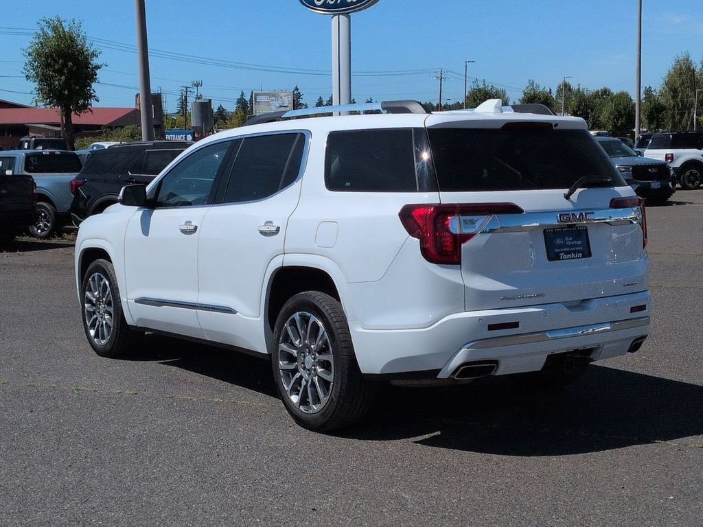 Used 2023 GMC Acadia Denali AWD/4WD image 3