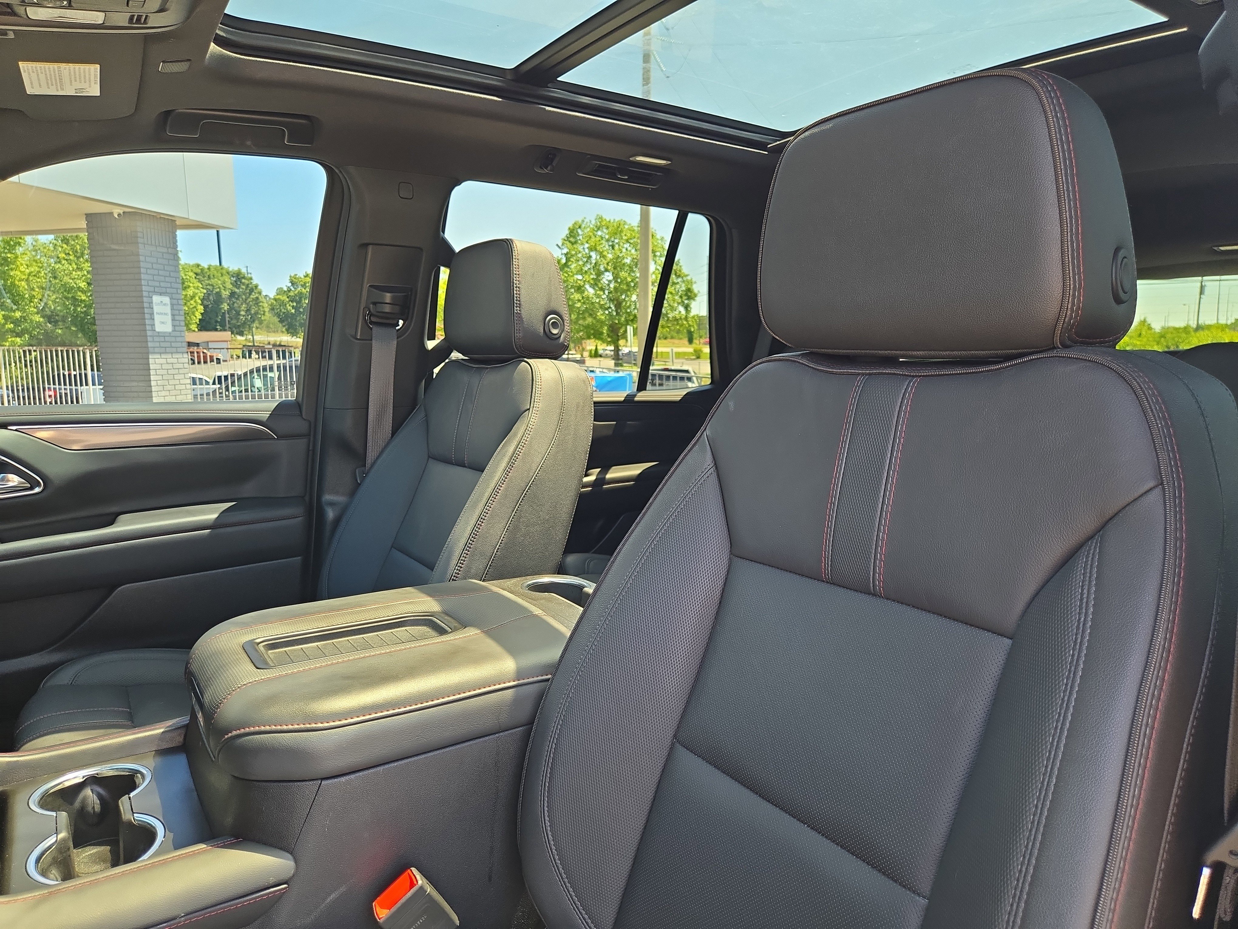 Used 2024 Chevrolet Tahoe RST w/ Luxury Package RWD image 25
