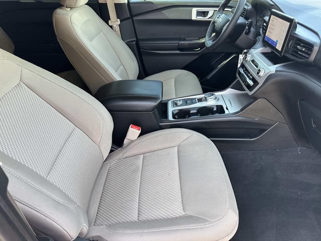 Certified 2023 Ford Explorer 4WD image 36