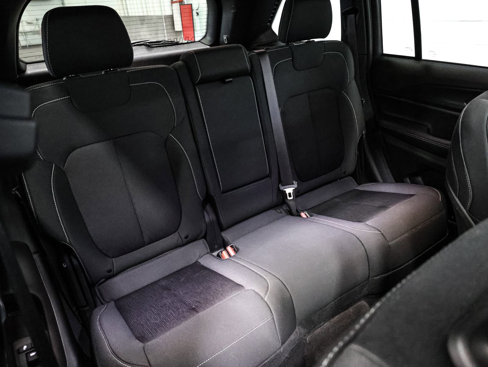 Used 2024 Jeep Grand Cherokee Laredo X w/ Luxury Tech Group I image 23