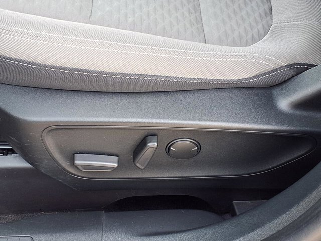Certified 2021 Ford Escape SE w/ Convenience Package AWD/4WD image 4