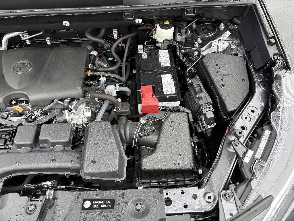 Used 2025 Toyota RAV4 XLE Premium w/ Weather Package AWD/4WD image 38