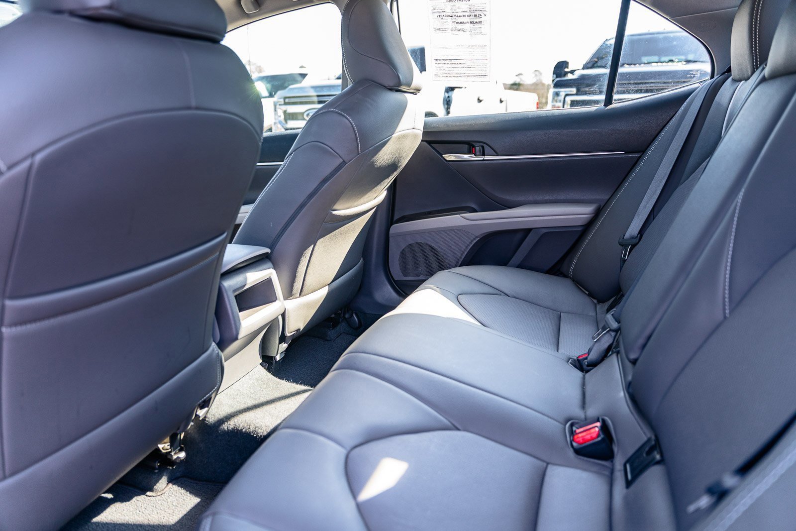 Used 2022 Toyota Camry LE image 15