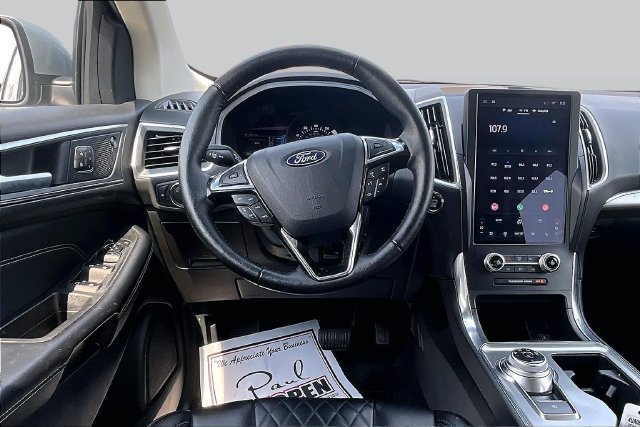 Certified 2024 Ford Edge Titanium AWD/4WD image 6