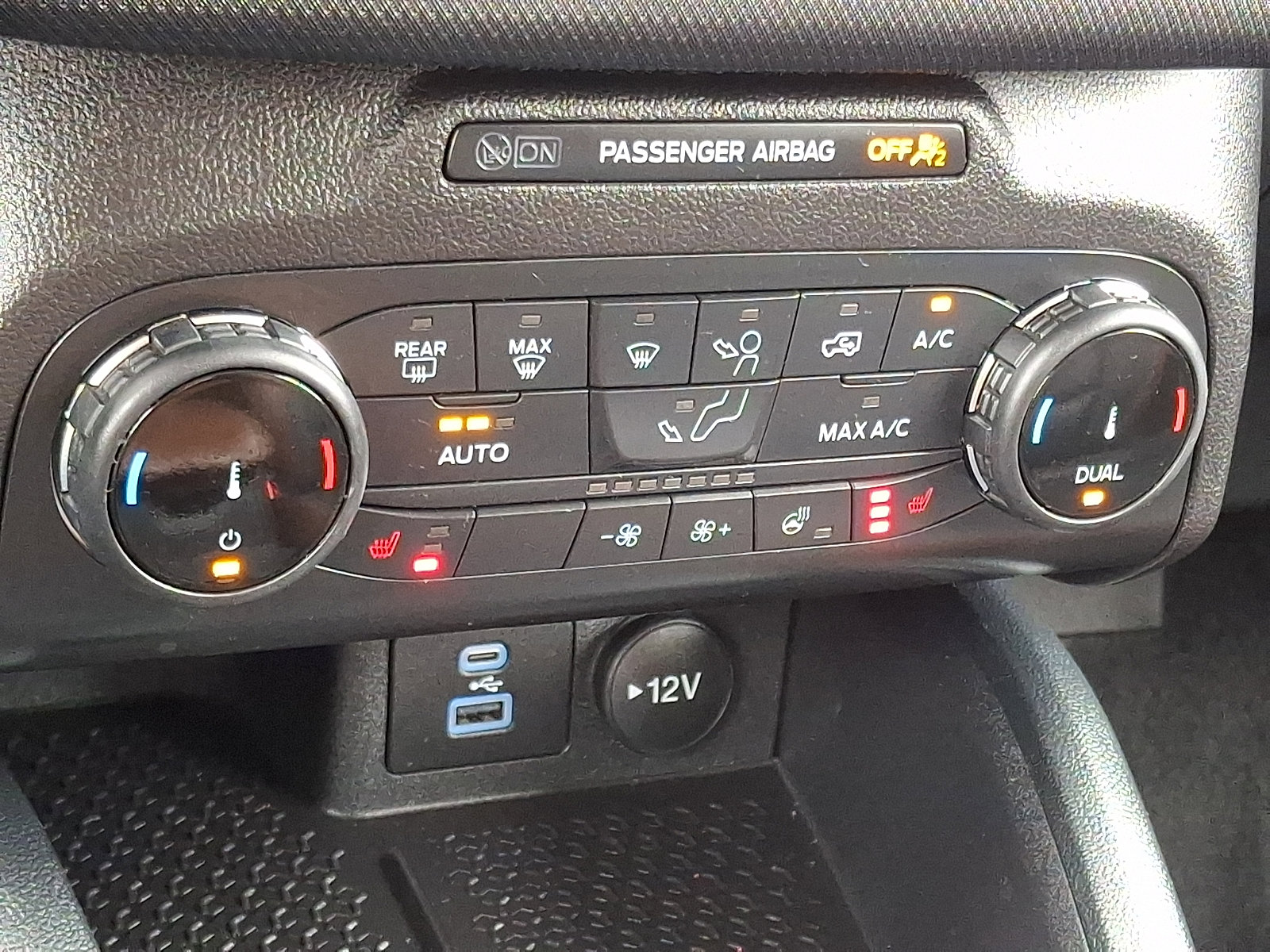 Certified 2022 Ford Bronco Sport Outer Banks AWD/4WD image 16
