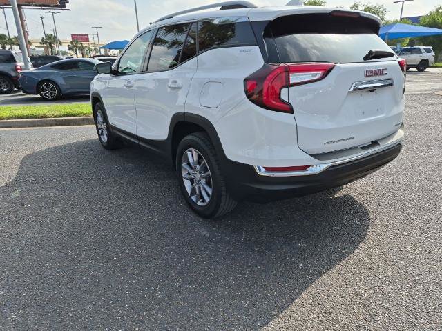 Used 2024 GMC Terrain SLT AWD/4WD image 4