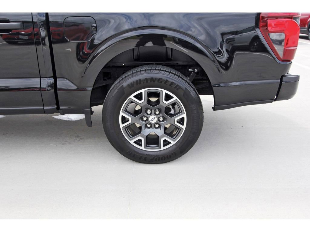 Certified 2024 Ford F150 STX image 31