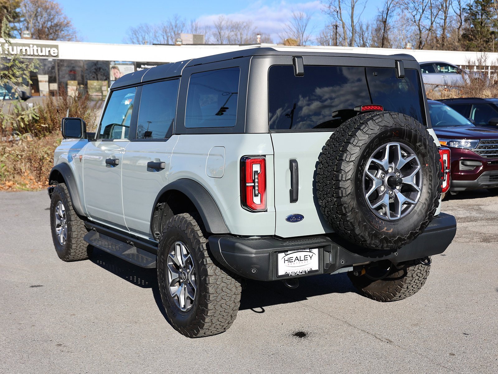 Certified 2024 Ford Bronco Badlands image 5
