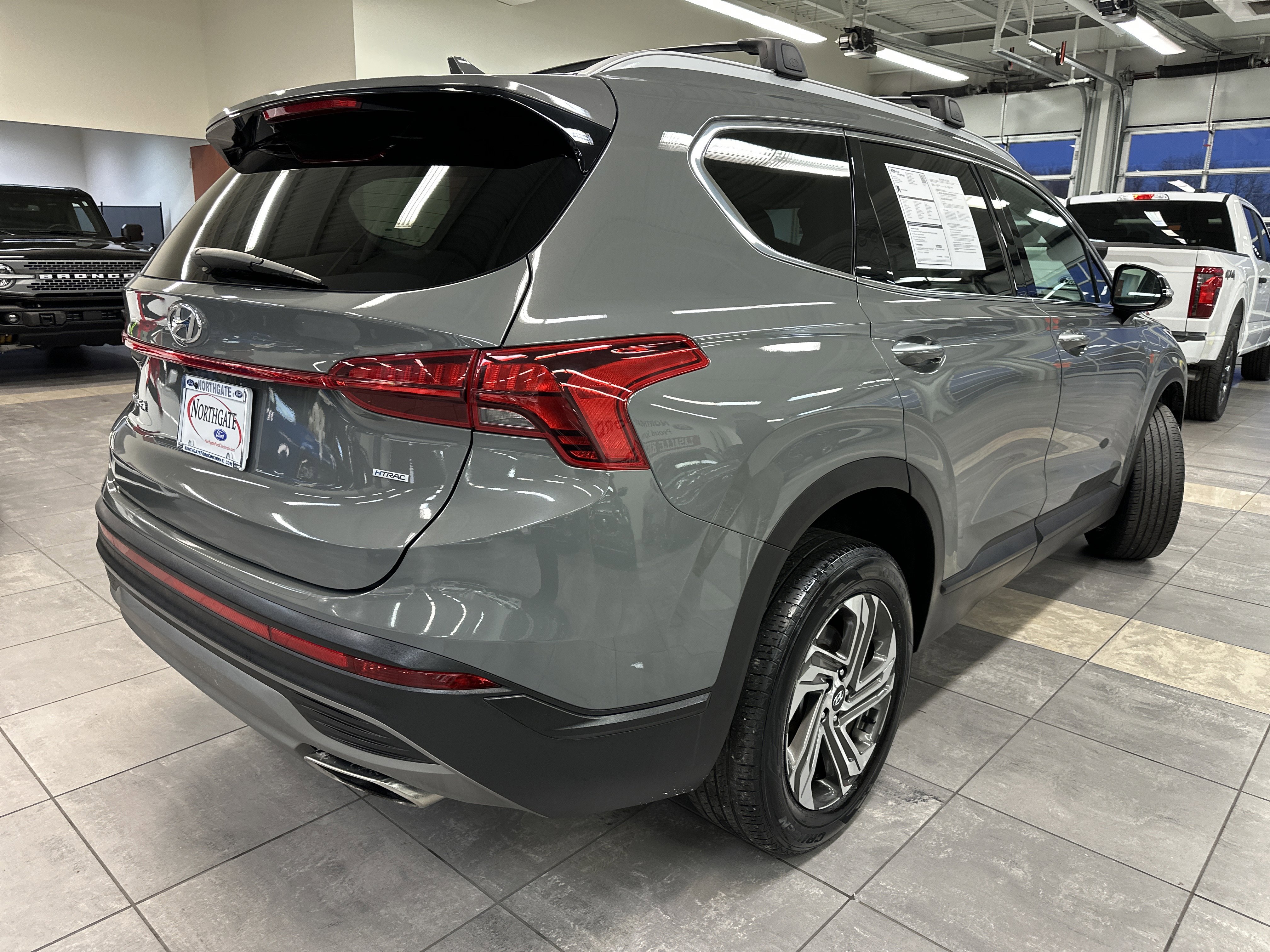 Used 2023 Hyundai Santa Fe SEL image 12