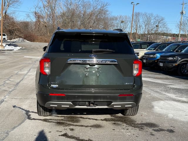 Certified 2022 Ford Explorer XLT w/ Equipment Group 202A image 27