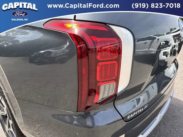 Used 2021 Hyundai Palisade Calligraphy w/ Cargo Package image 15