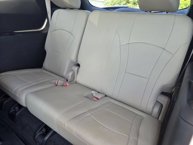 Used 2018 Buick Enclave Premium w/ Trailering Package FWD image 11