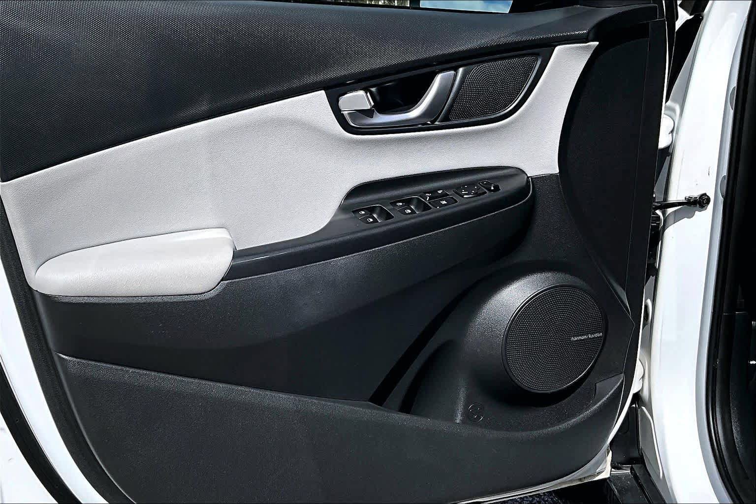 Used 2019 Chevrolet Equinox LT AWD/4WD image 22