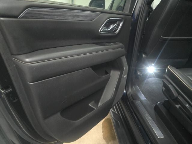 Used 2021 GMC Yukon XL SLT AWD/4WD image 15