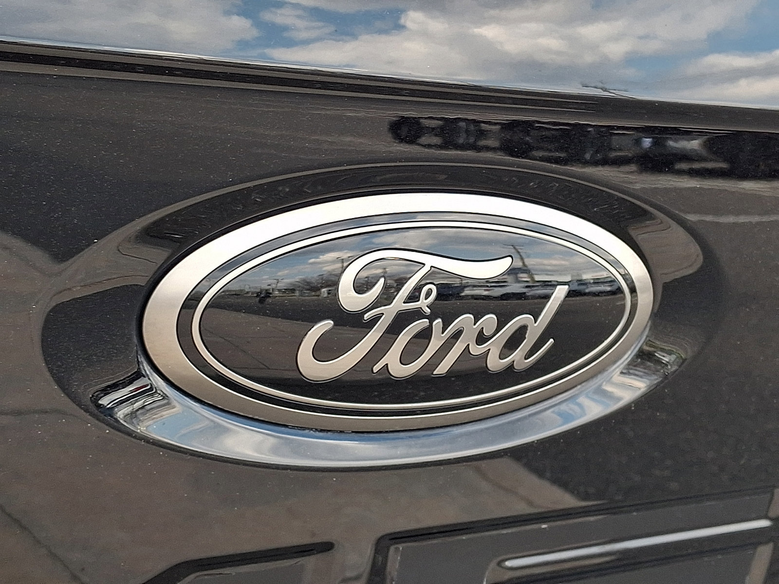 Certified 2022 Ford F150 XLT w/ Equipment Group 302A High AWD/4WD image 30