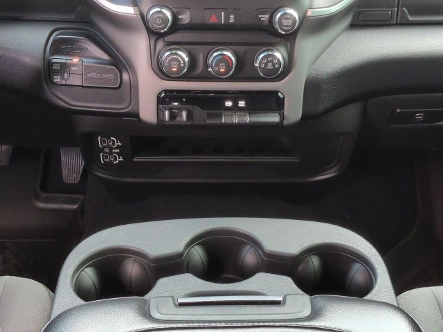 Used 2024 RAM 2500 Big Horn AWD/4WD image 18