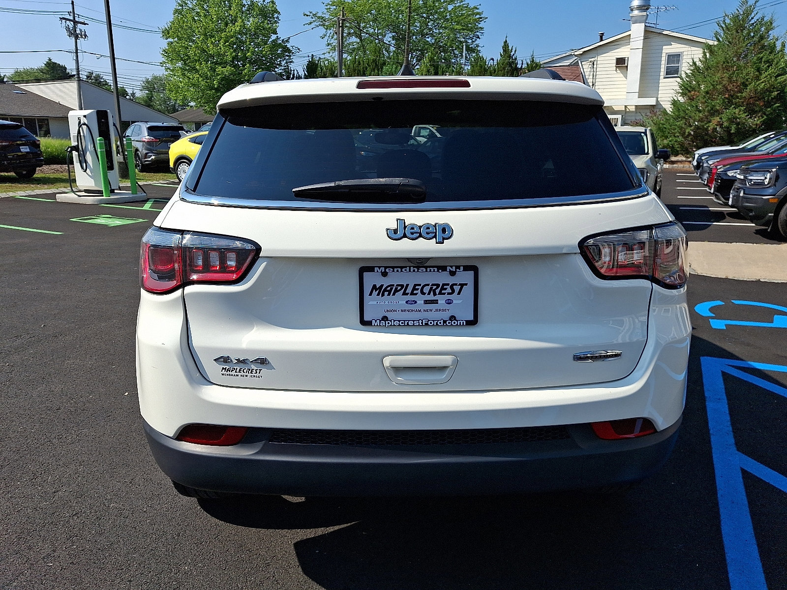 Used 2020 Jeep Compass Latitude w/ Popular Equipment Group image 4