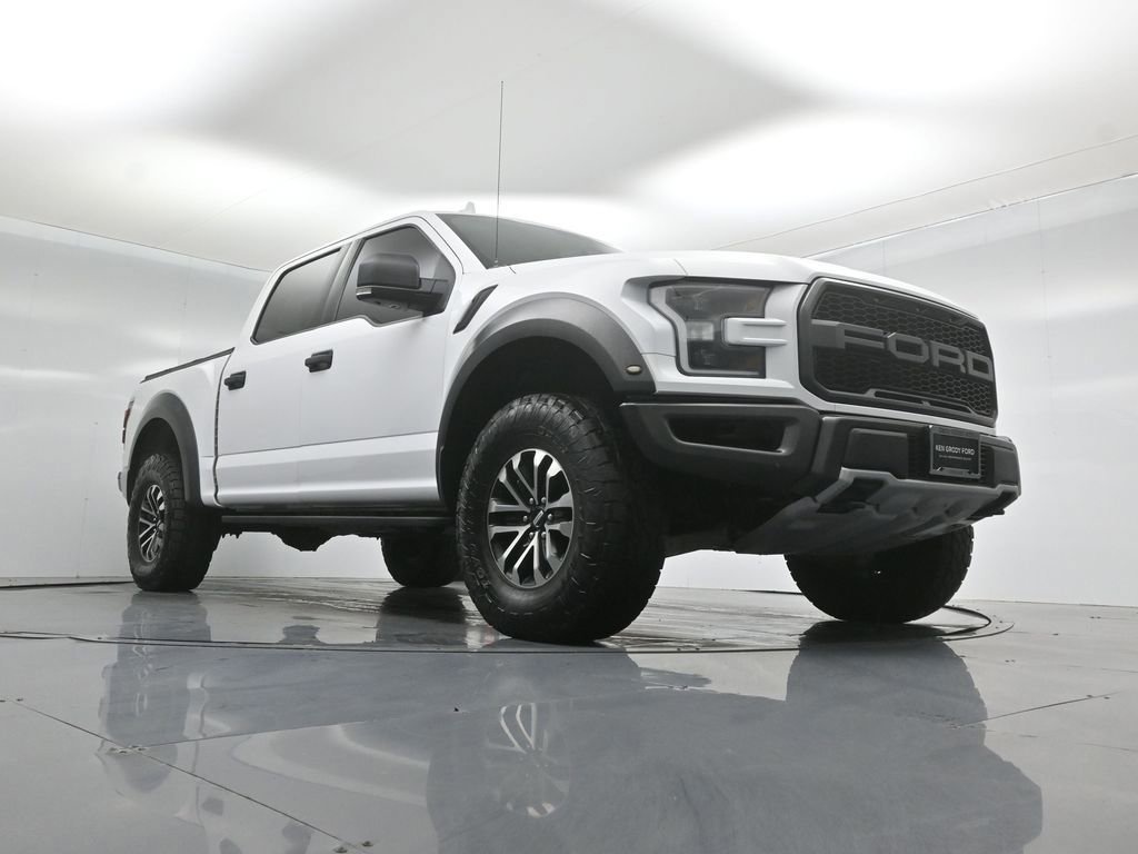 Certified 2020 Ford F150 Raptor w/ Equipment Group 801A Mid image 5