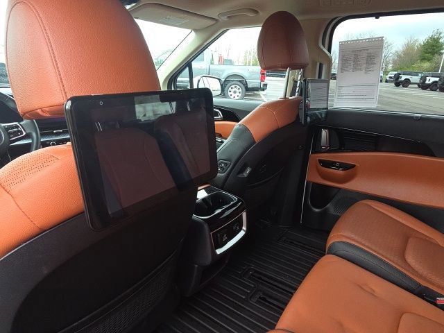 Used 2024 Kia Carnival SX Prestige image 20