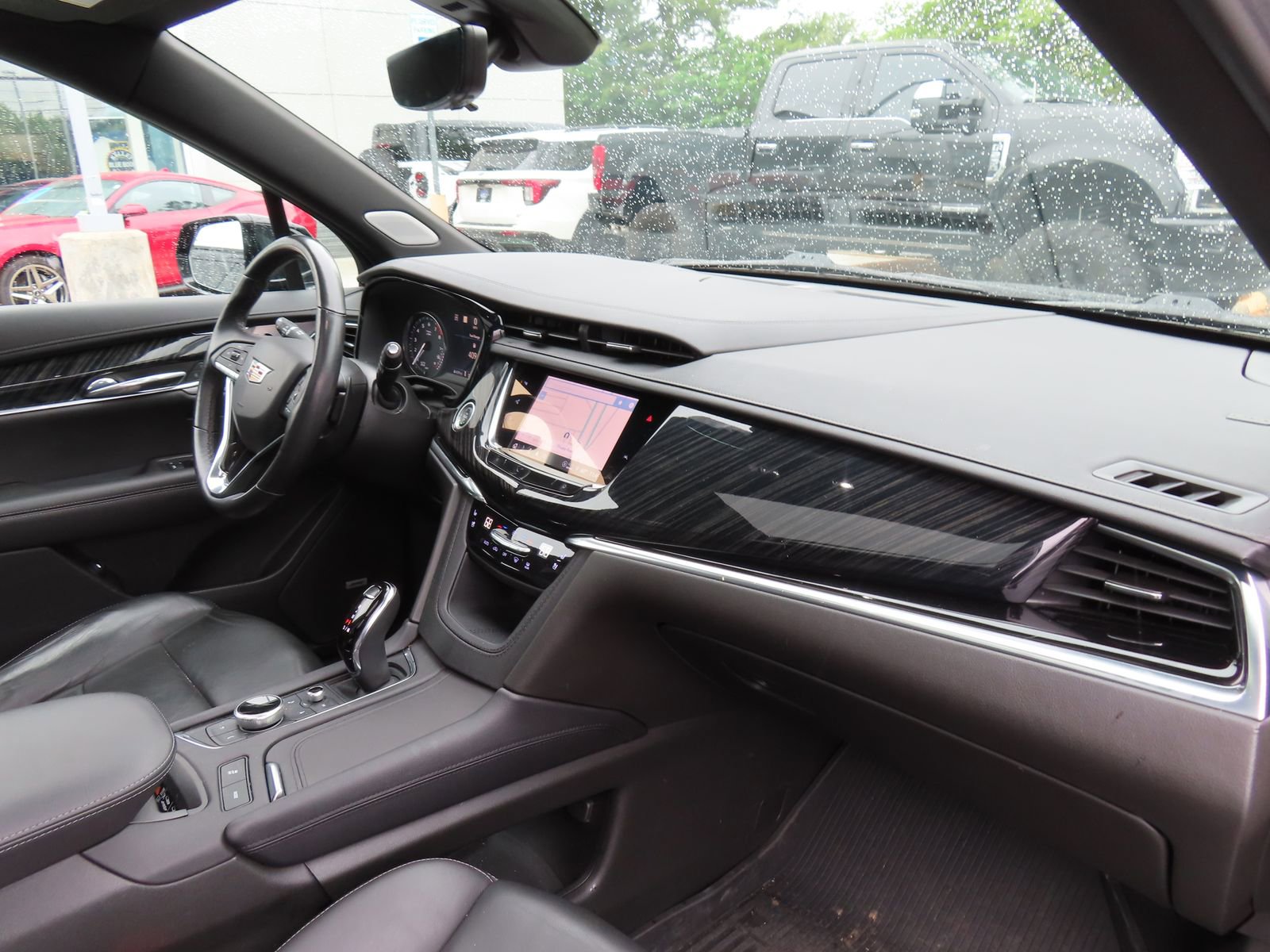 Used 2023 Cadillac XT6 Premium Luxury w/ Technology Package AWD/4WD image 16