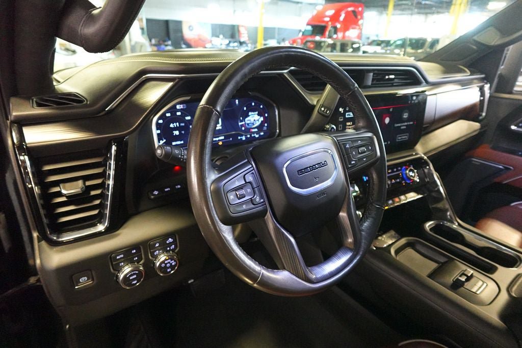 Used 2024 GMC Sierra 2500 Denali Ultimate AWD/4WD image 26