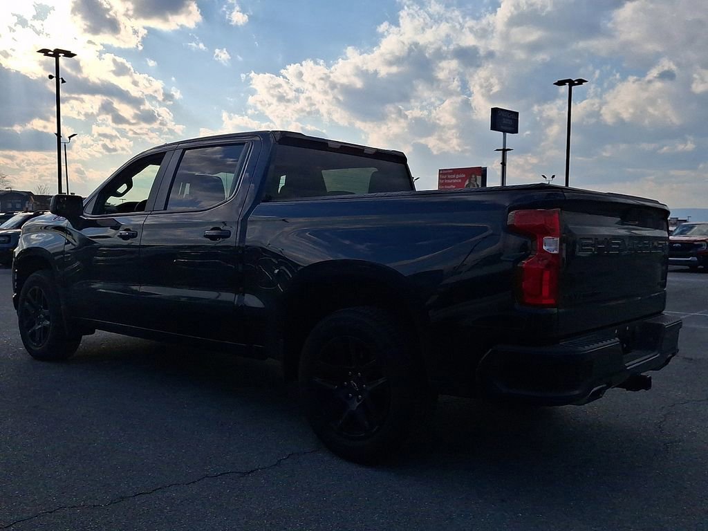 Used 2022 Chevrolet Silverado 1500 RST image 2