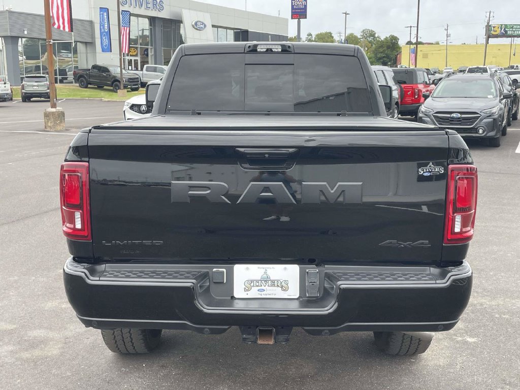 Used 2025 RAM 2500 Limited AWD/4WD image 4