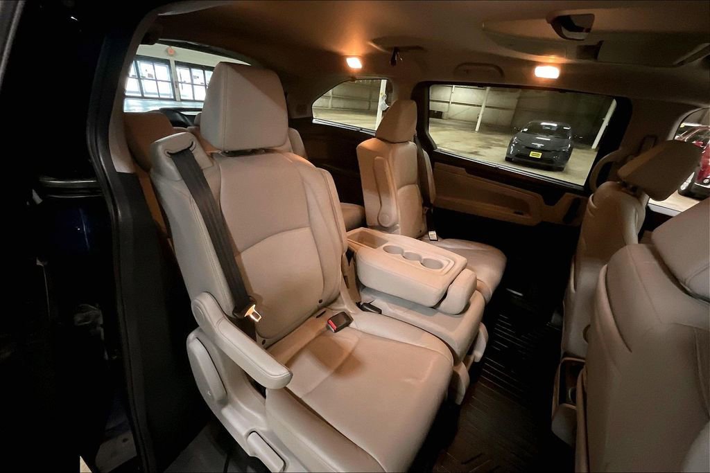 Used 2018 Honda Odyssey Elite image 26