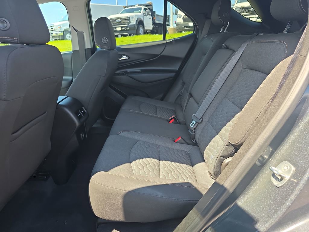 Used 2020 Chevrolet Equinox LT w/ Driver Convenience Package AWD/4WD image 36