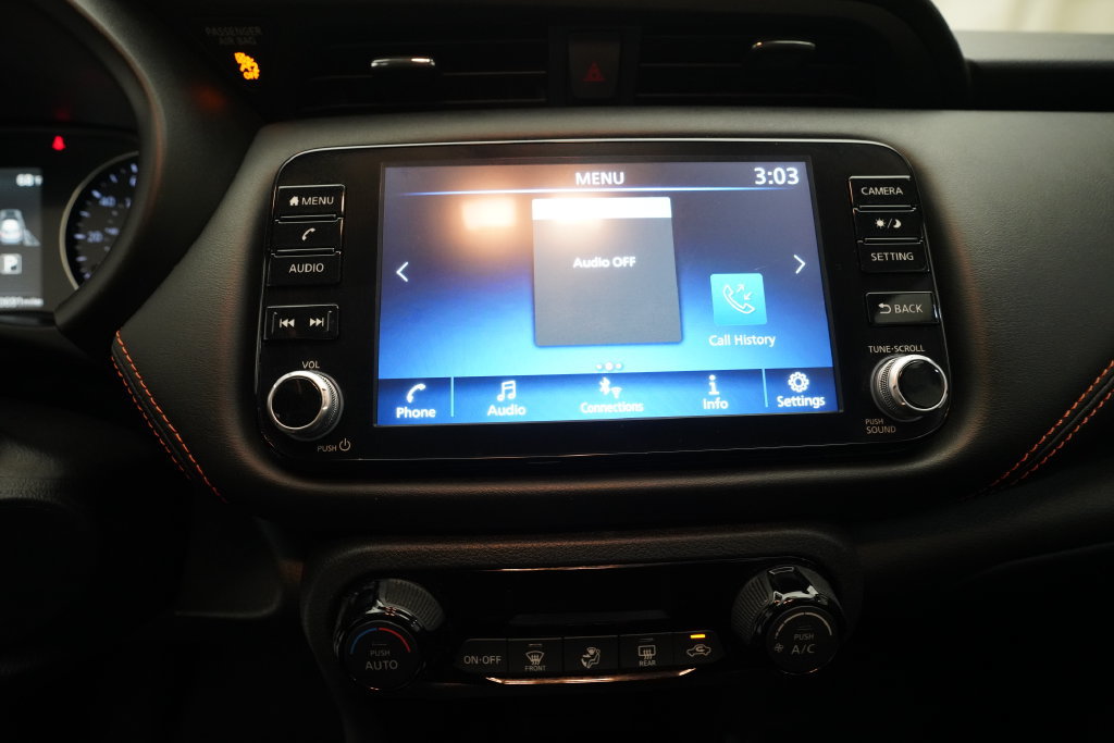 Used 2023 Nissan Kicks SR FWD image 6