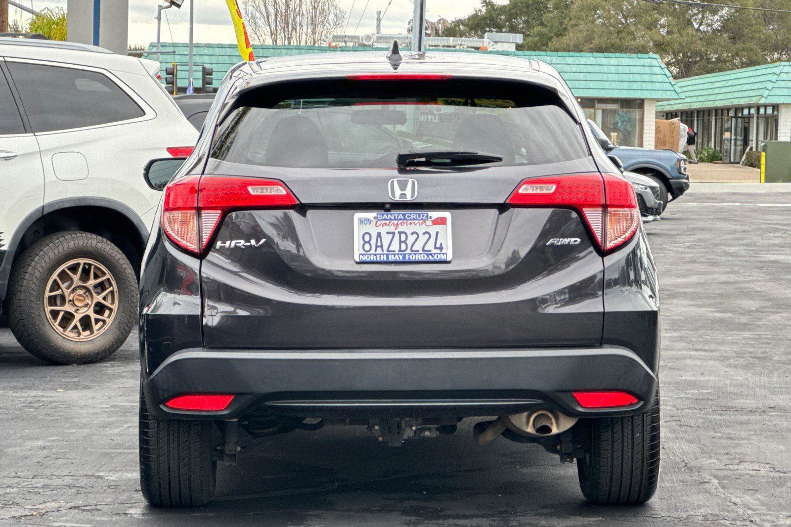 Used 2018 Honda HR-V EX image 4