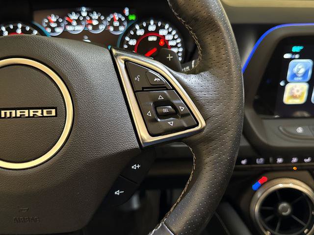 Used 2018 Chevrolet Camaro SS RWD image 24