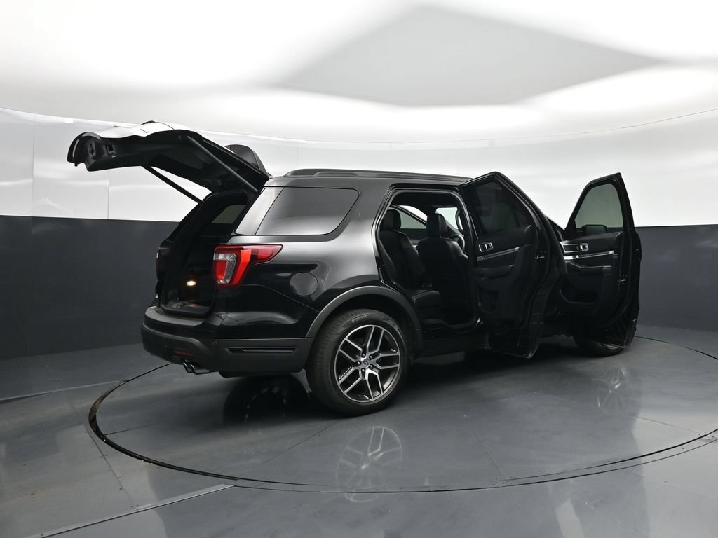 Certified 2019 Ford Explorer Sport AWD/4WD image 6