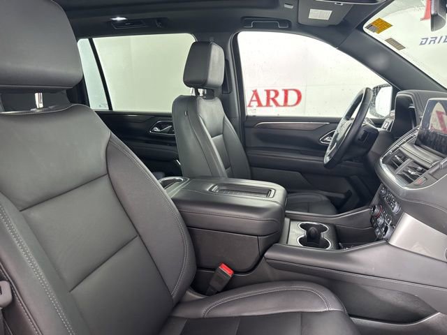 Used 2023 Chevrolet Suburban Z71 w/ Luxury Package image 16