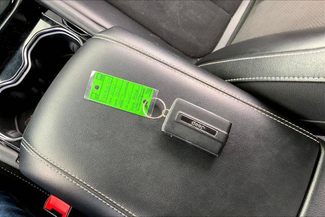 Used 2023 Jeep Grand Cherokee L Laredo RWD image 13