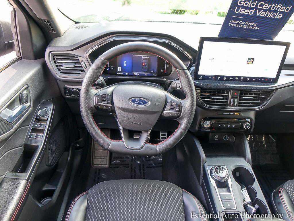 Certified 2024 Ford Escape ST-Line w/ Tech Pack #1 AWD/4WD image 14