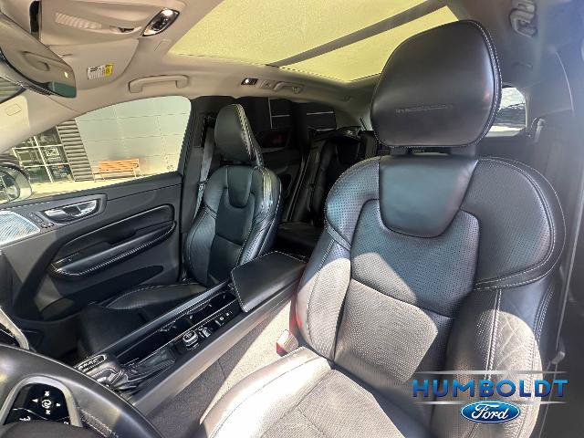 Used 2018 Volvo XC60 T6 Inscription w/ Luxury Seat Package AWD/4WD image 15