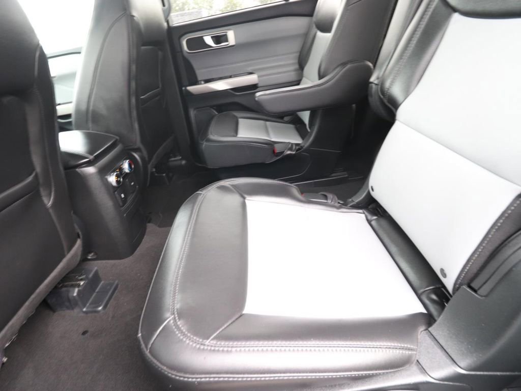 Certified 2023 Ford Explorer XLT w/ Equipment Group 202A image 12