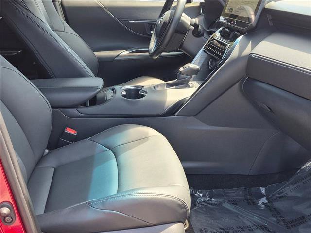 Used 2023 Toyota Venza Nightshade AWD/4WD image 19