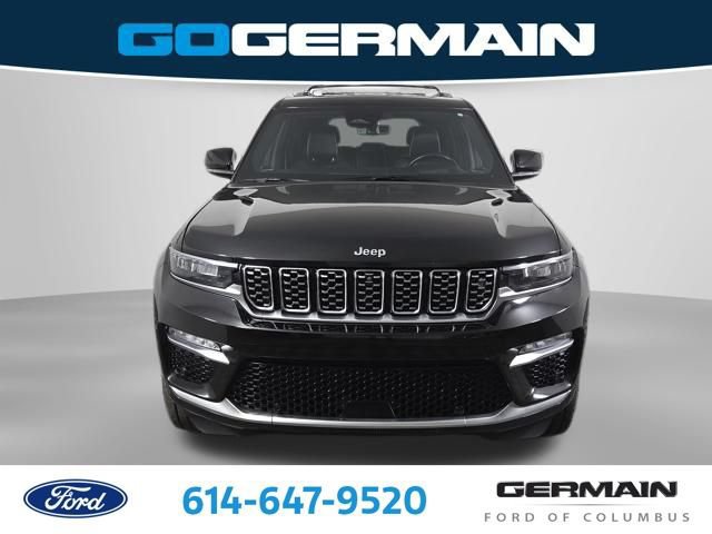 Used 2022 Jeep Grand Cherokee Summit AWD/4WD image 3