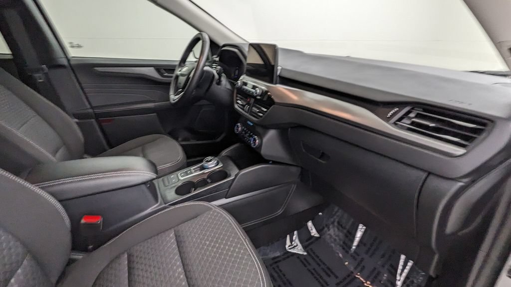 Certified 2023 Ford Escape Active w/ Cold Weather Package FWD image 37