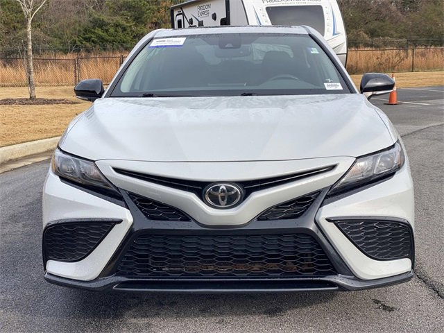 Used 2023 Toyota Camry SE image 11