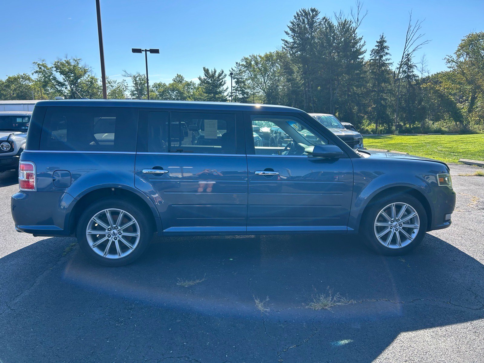 Certified 2019 Ford Flex Limited AWD/4WD image 4