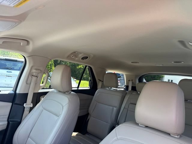 Certified 2024 Ford Explorer XLT w/ Equipment Group 202A AWD/4WD image 23