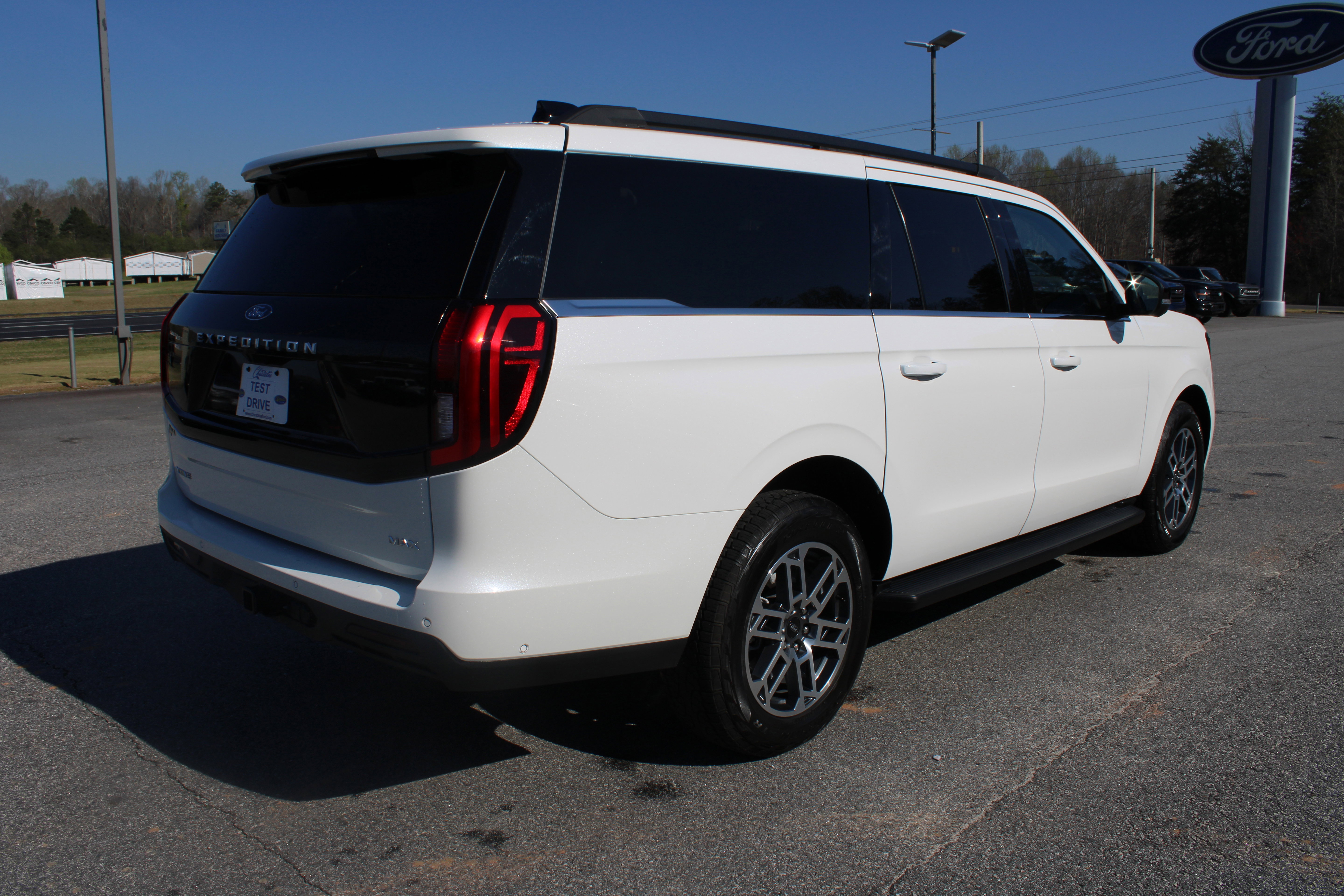 Certified 2025 Ford Expedition Max Active AWD/4WD image 6