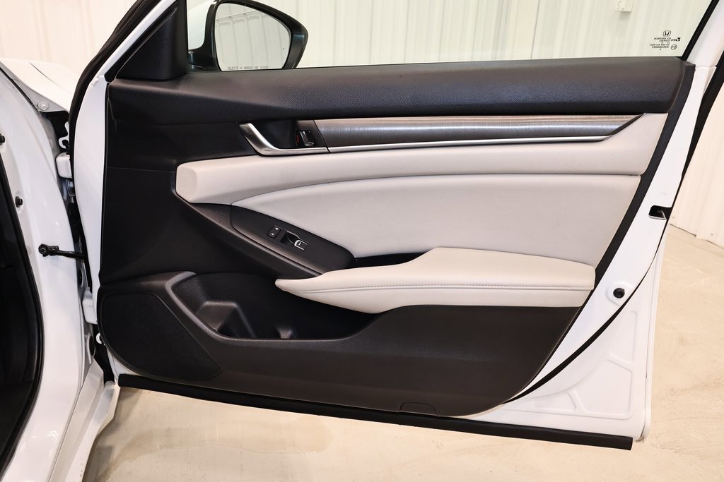 Used 2019 Honda Accord LX image 21