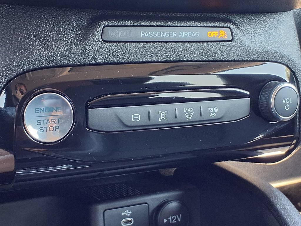 Certified 2024 Ford Escape SE FWD image 14