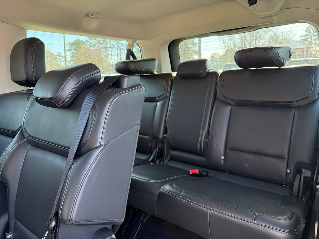 Certified 2025 Ford Expedition Max Platinum image 20