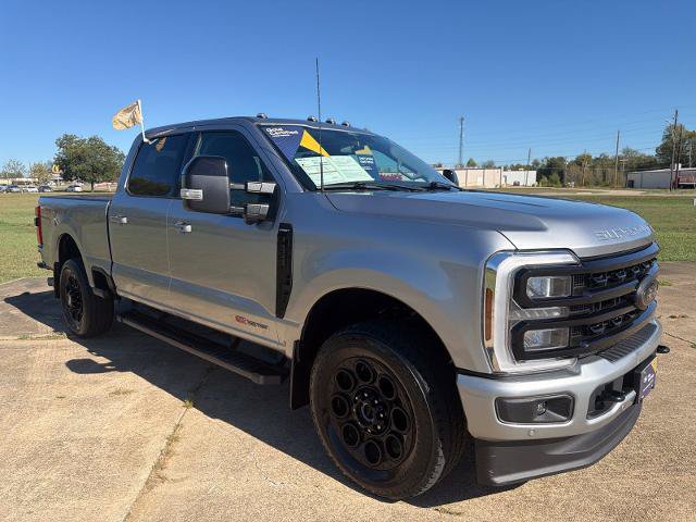 Certified 2024 Ford F250 Lariat w/ Lariat Ultimate Package AWD/4WD image 3